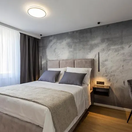 Apartment Izis Centar Pule *