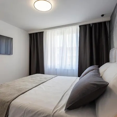 Apartment Izis Centar Pule *