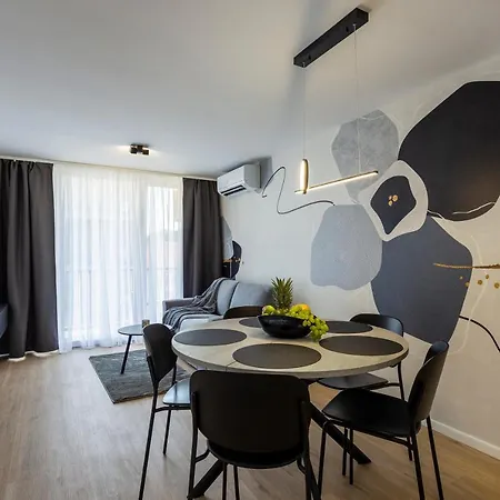 아파트 Izis Centar Pule